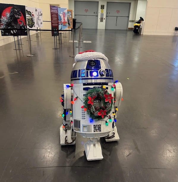 photo of R2D2 at SF Fan Expo